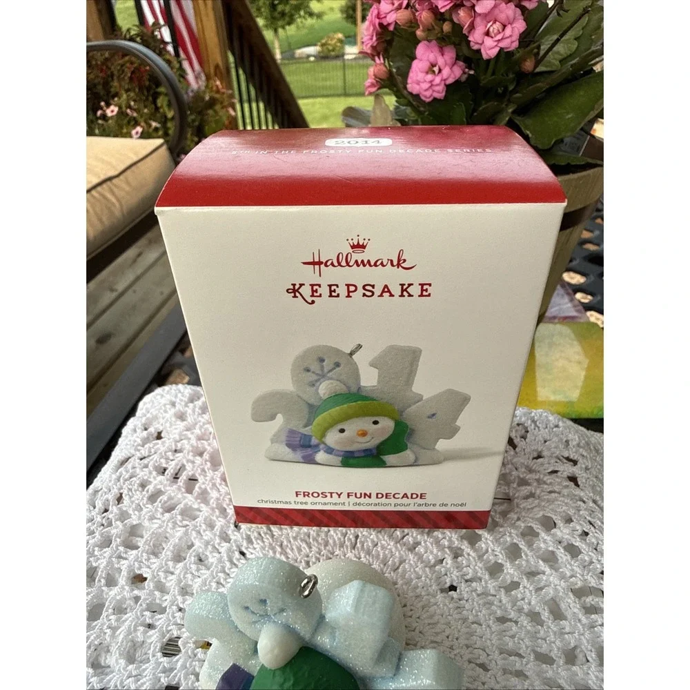 Hallmark Keepsake Frosty Fun Decade 2014 Ornament